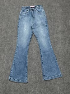 معرفی انواع مدل های شلوار جین به همراه عکس