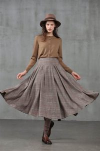 معرفی انواع مدل های دامن همراه با عکس هرکدام و کاربرد آنها