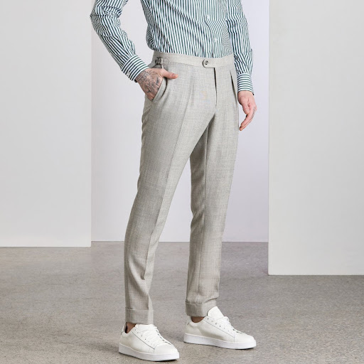 معرفی انواع مدل های شلوار زنانه و مردانه به همراه عکس آنها و کاربرد آنها